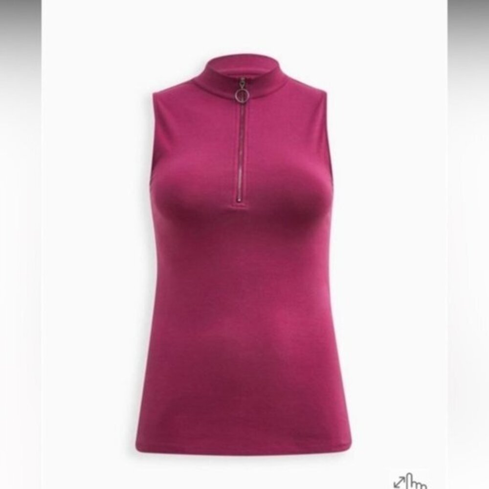 NWT torrid 5 / 28 Magenta Foxy Mock Neck Zip Up Tank 28 30